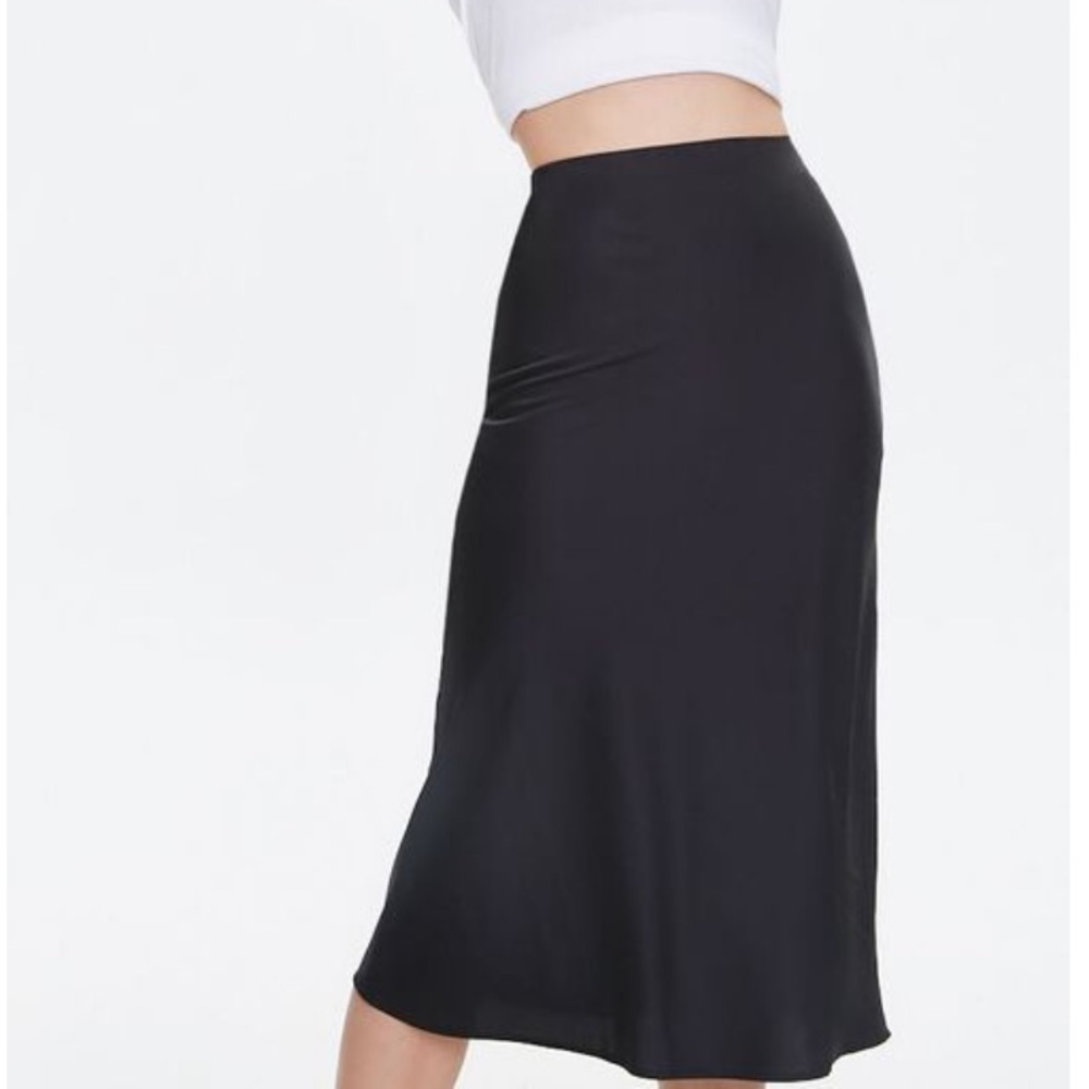 NWT Satin Knee-Length Skirt